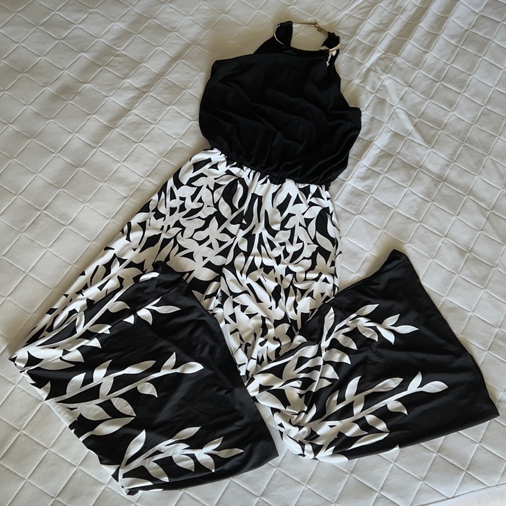 NWT Prelude ladies jumpsuit size Medium